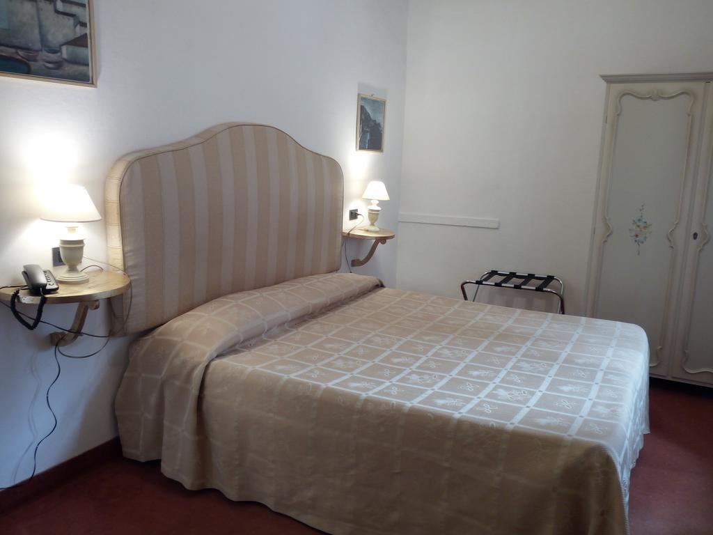 Hotel La Vela-Castello Il Rifugio Σάντα Μαργκερίτα Λιγκούρε Εξωτερικό φωτογραφία